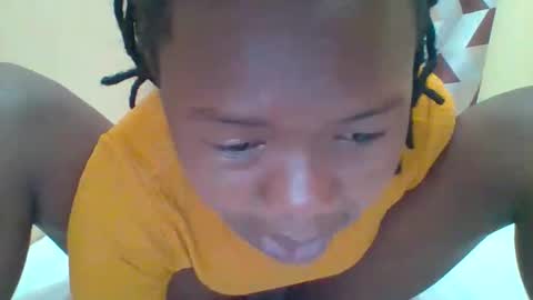 queenleona61 online show from March 14, 2026, 12:54 pm