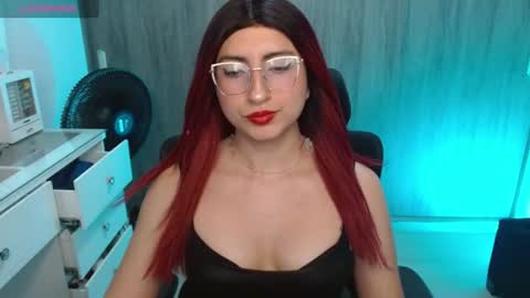 Snapshot of queenlilith_paradise chatting on July 20, 2026, 10:34 pm Queenlilith online show from July 20, 2026, 10:34 pm