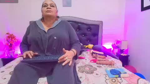 VickyBoobss online show from July 24, 2026, 2:20 am