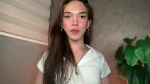 QUEEN online show from January 12, 2026, 9:53 pm