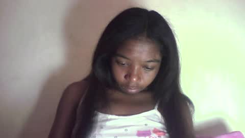 queennaya online show from July 12, 2026, 11:56 am