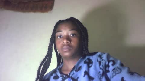 queennaya online show from August 2, 2026, 11:36 pm