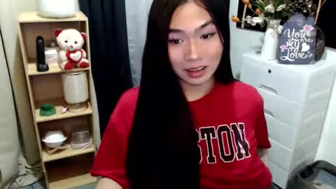 Mikka online show from April 21, 2026, 6:23 pm