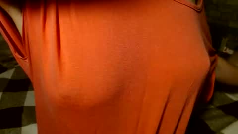 queenoftenderness online show from July 8, 2026, 8:02 pm