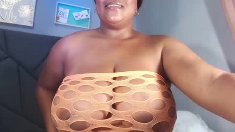 queenrachelbrown online show from July 28, 2026, 10:20 pm