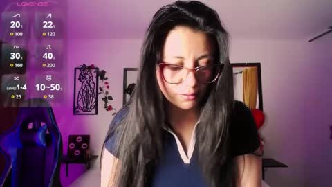 Snapshot of queenrose94 chatting on May 11, 2026, 8:06 pm queenrose94 online show from May 11, 2026, 8:06 pm