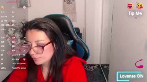 Snapshot of queenrose94 chatting on June 20, 2026, 5:16 pm queenrose94 online show from June 20, 2026, 5:16 pm