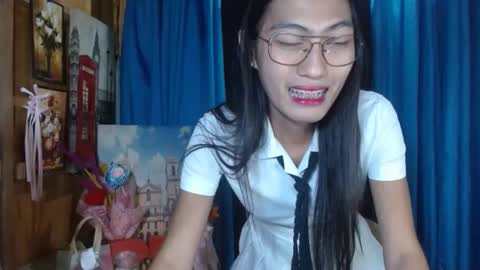 Snapshot of queensteffi chatting on December 12, 2024, 10:20 pm queensteffi online show from December 12, 2024, 10:20 pm