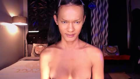 Snapshot of queenvalentinats chatting on January 3, 2025, 5:17 am ValentinaMoone online show from January 3, 2025, 5:17 am