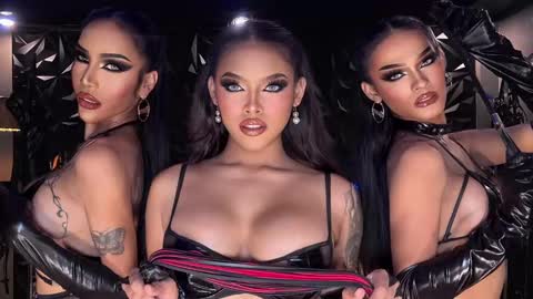 Snapshot of queenvalentinats chatting on February 3, 2025, 5:35 pm ValentinaMoone online show from February 3, 2025, 5:35 pm