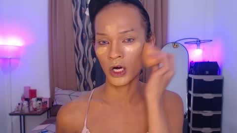 Snapshot of queenvalentinats chatting on March 1, 2025, 6:54 pm ValentinaMoone online show from March 1, 2025, 6:54 pm