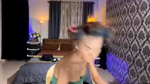ValentinaMoone online show from July 1, 2026, 4:29 pm