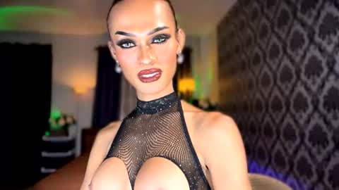 ValentinaMoone online show from July 4, 2026, 8:31 am