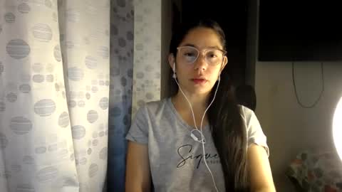 Snapshot of queenvictoria2023 chatting on June 17, 2026, 3:20 am Paola online show from June 17, 2026, 3:20 am