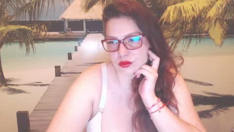 Snapshot of queenxnatasha chatting on July 27, 2026, 8:49 pm queenxnatasha online show from July 27, 2026, 8:49 pm