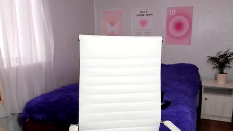 Anna online show from October 15, 2025, 6:57 am