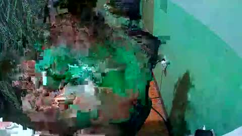 Snapshot of quelly40 chatting on May 10, 2026, 2:11 pm quelly40 online show from May 10, 2026, 2:11 pm