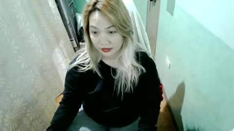 Snapshot of quelly40 chatting on July 5, 2026, 6:59 pm quelly40 online show from July 5, 2026, 6:59 pm