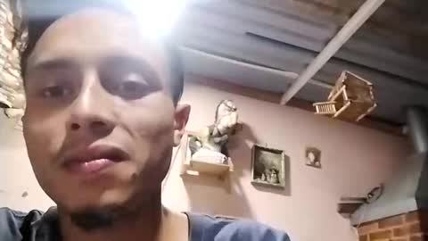 quennl online show from February 13, 2026, 3:02 am