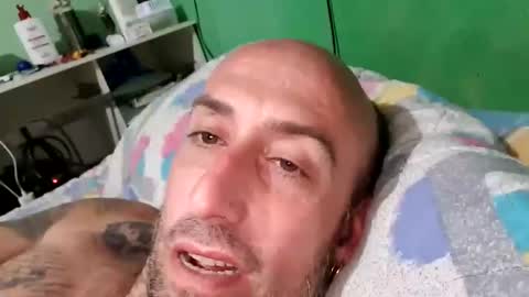 Snapshot of quentinfollari chatting on February 22, 2026, 10:41 pm quentinreloaded online show from February 22, 2026, 10:41 pm