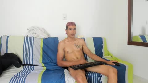 Snapshot of quinnandpuma chatting on February 9, 2025, 11:15 pm QuinnAndPuma online show from February 9, 2025, 11:15 pm