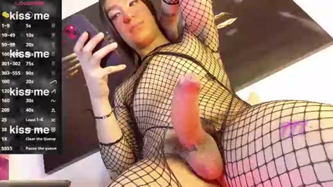quuen_valery online show from July 19, 2026, 10:57 pm