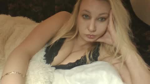 qwertyui online show from January 11, 2026, 3:28 pm