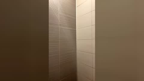 Snapshot of r2deplex31 chatting on January 8, 2026, 10:12 pm r2deplex31 online show from January 8, 2026, 10:12 pm