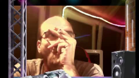 Snapshot of r_2d2_ chatting on October 3, 2025, 10:07 pm dj mike online show from October 3, 2025, 10:07 pm