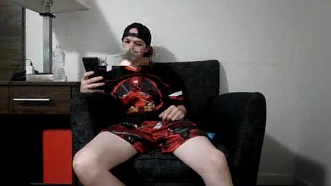 Snapshot of r_monkey583 chatting on October 10, 2025, 2:54 am r_monkey583 online show from October 10, 2025, 2:54 am