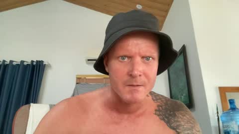 rabbit_eyes69 online show from June 28, 2026, 4:40 am