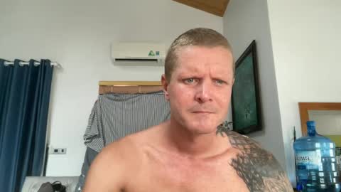 rabbit_eyes69 online show from July 5, 2026, 2:07 am