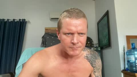 rabbit_eyes69 online show from July 7, 2026, 3:31 am