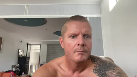 rabbit_eyes69 online show from July 22, 2026, 3:42 am