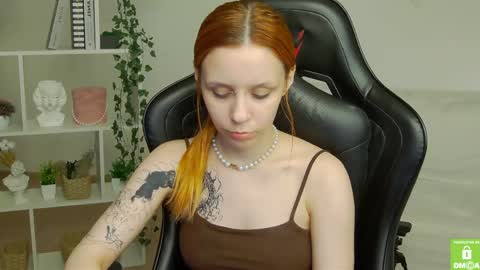 Snapshot of rachel__lips chatting on June 7, 2026, 8:45 pm rachel__lips online show from June 7, 2026, 8:45 pm