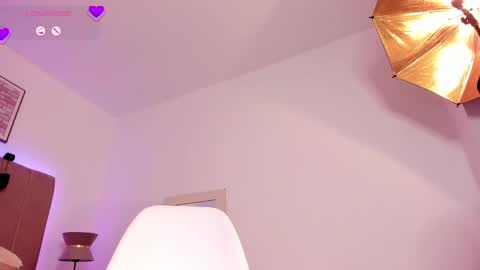 Snapshot of rachel_es chatting on December 10, 2024, 6:44 am RACHEL ES online show from December 10, 2024, 6:44 am