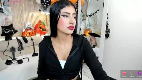 Snapshot of rachel_es chatting on October 28, 2025, 4:49 am RACHEL ES online show from October 28, 2025, 4:49 am