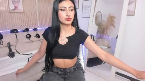 RACHEL ES online show from May 3, 2026, 7:47 am