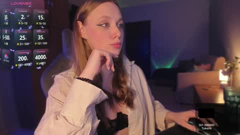 Snapshot of rachel_passion chatting on December 20, 2024, 7:44 am Diana online show from December 20, 2024, 7:44 am