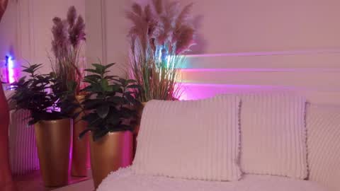 Snapshot of rachel_quinn_ chatting on July 19, 2026, 3:43 am rachel_quinn_ online show from July 19, 2026, 3:43 am