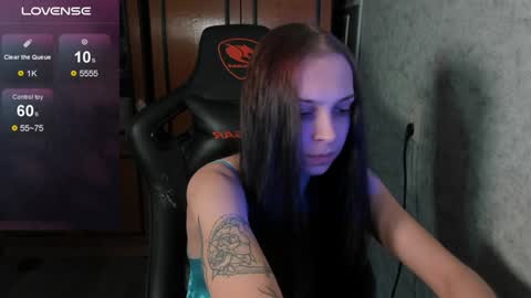 Snapshot of rachel_sharp chatting on December 19, 2024, 10:45 am Make me cum online show from December 19, 2024, 10:45 am