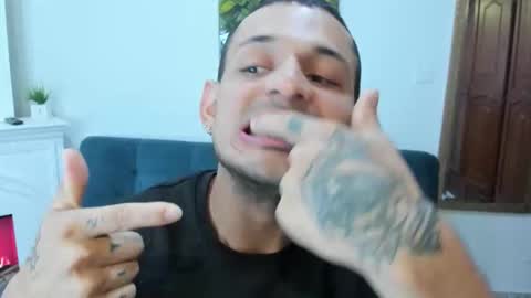 rachell_jacob online show from May 1, 2026, 11:04 am