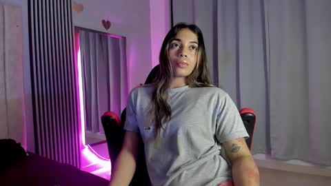 Snapshot of rachell_owen chatting on December 3, 2025, 4:42 am rachell_owen online show from December 3, 2025, 4:42 am