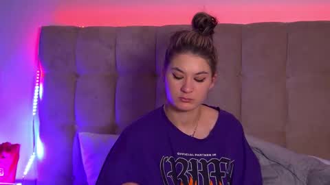 Snapshot of rachellsimpson chatting on March 5, 2025, 5:07 am RachellSimpson online show from March 5, 2025, 5:07 am