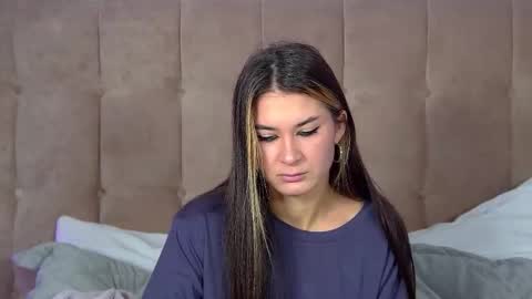 Snapshot of rachellsimpson chatting on November 15, 2025, 6:37 pm RachellSimpson online show from November 15, 2025, 6:37 pm