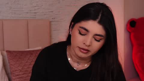 RachelSwaan online show from December 20, 2024, 11:00 am