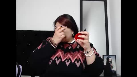 radiantgoddes online show from December 22, 2025, 1:52 pm