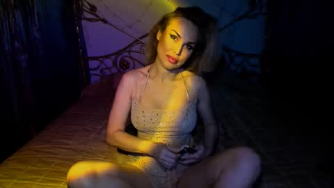 Snapshot of radmila_star chatting on November 29, 2025, 6:00 pm Radmila Star online show from November 29, 2025, 6:00 pm