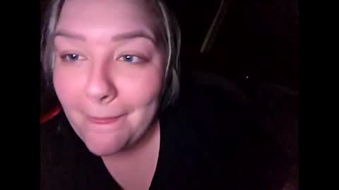 RaelleaXOXbella online show from February 16, 2026, 8:43 am