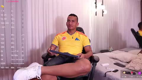 Snapshot of rafa_cruz chatting on July 3, 2026, 1:06 pm rafa_cruz online show from July 3, 2026, 1:06 pm